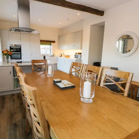 The Byre, Grange-over-sands